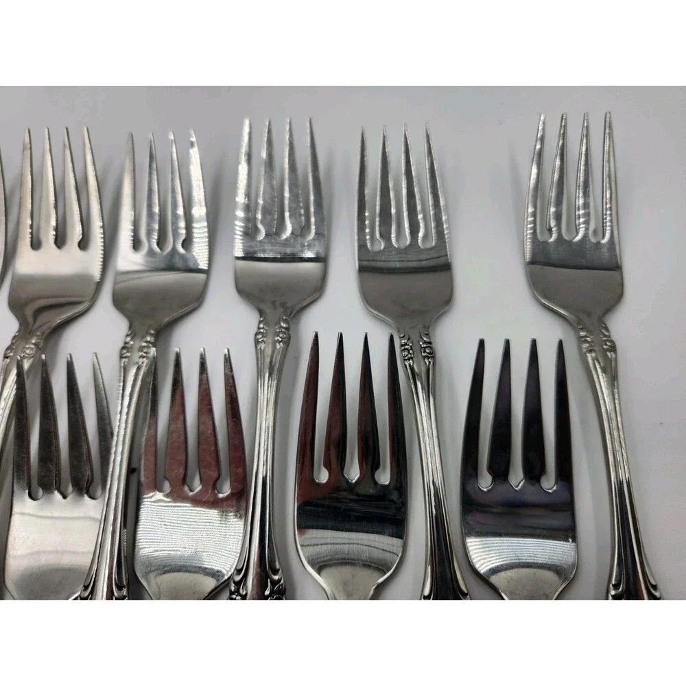 11 Oneida Brahms Salad Forks Community Stainless Flatware Silverware Fork 6 3/4